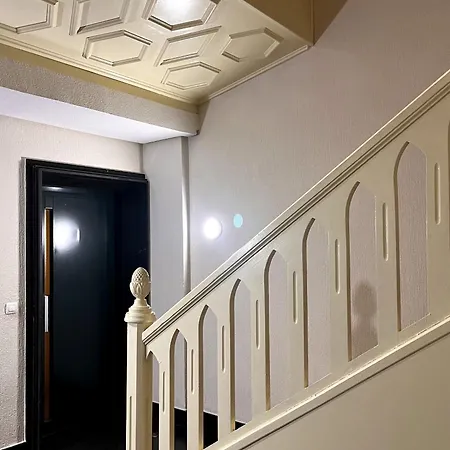 Vut Plaza Del Angel アパート *